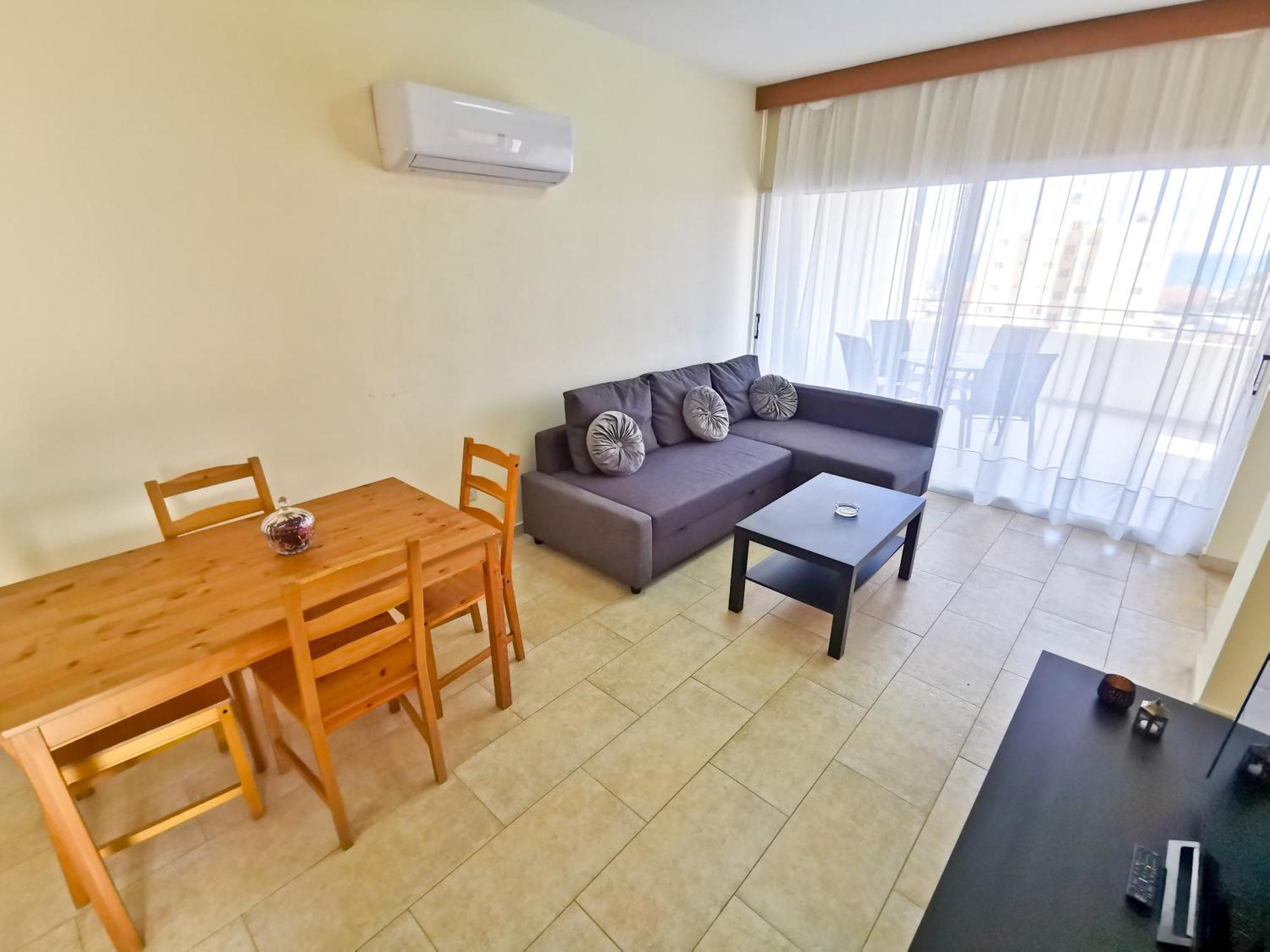 License To Chill Apartment Lárnaka Kültér fotó